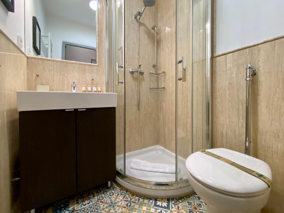 Charming Malasana Gallery Madrid - Estancias Temporales Экстерьер фото